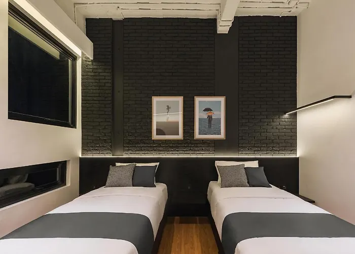 Qub Rooms Semarang